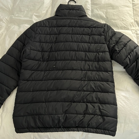 Hollister Black Puffer Jacket - Picture 3 of 5